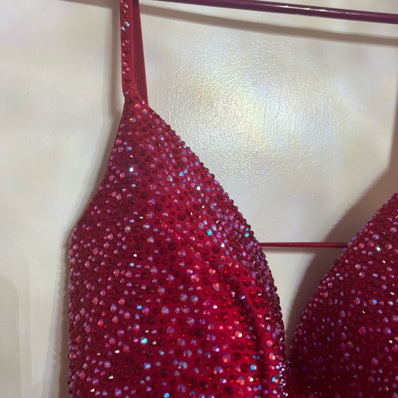 Size 6 - Picture 2 of 7